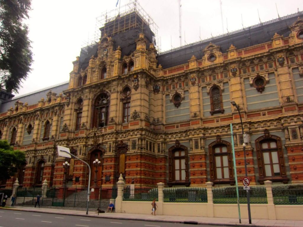 Palazzo De Las Agua Corrientes