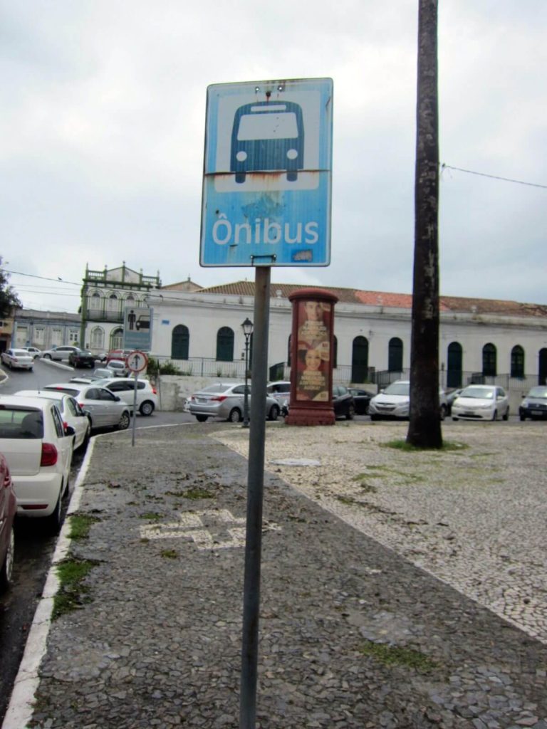 Fermata autobus urbani