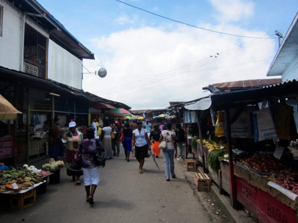 Mercato di frutta e verdura, Paramaribo