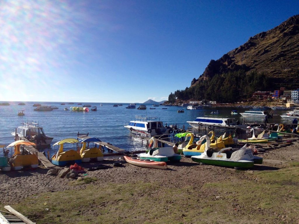 Spiaggia di Copacabana con i pedalò a 4000 mslm