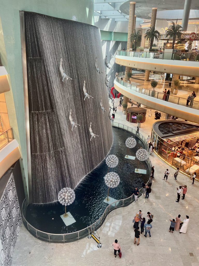 Cascata Dubai Mall