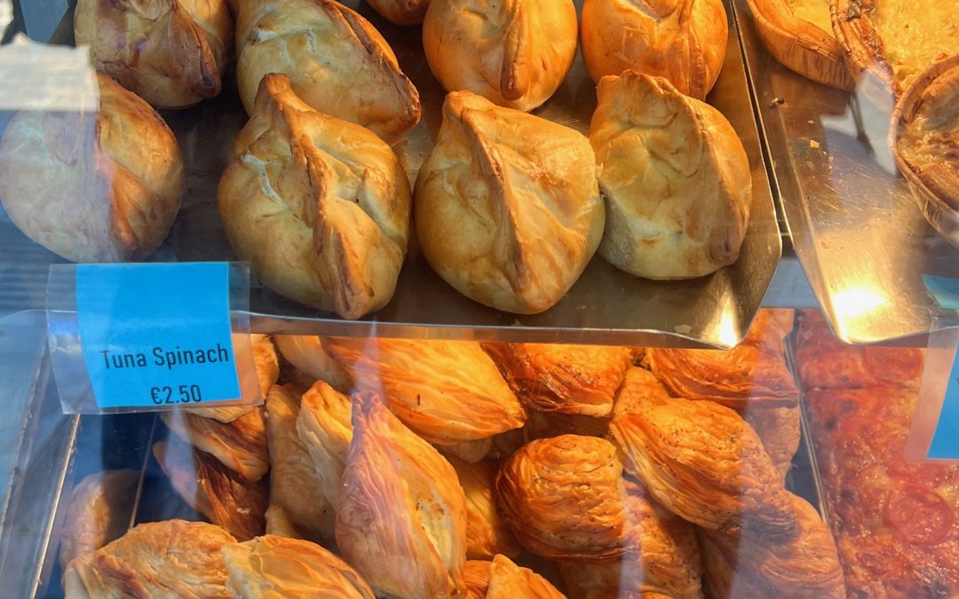 Pastizzi e Ftira: un tuffo nella gastronomia maltese