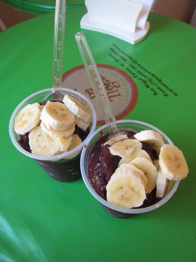 Acai tradizionale con banana e granella