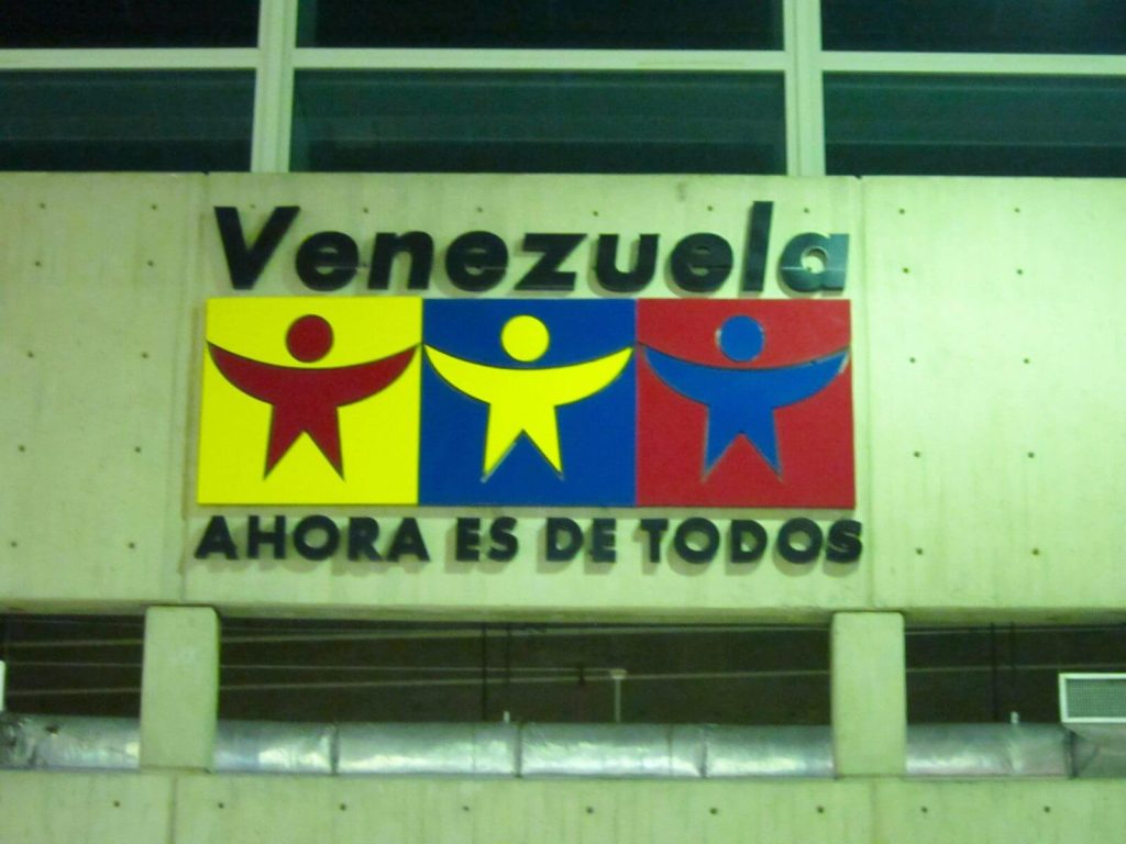 Lo slogan recita: "Ora il Venezuela è di tutti"