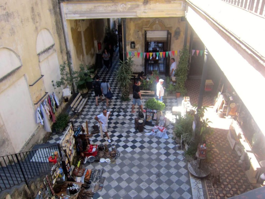 Cortili e Gallerie di Antiquariato