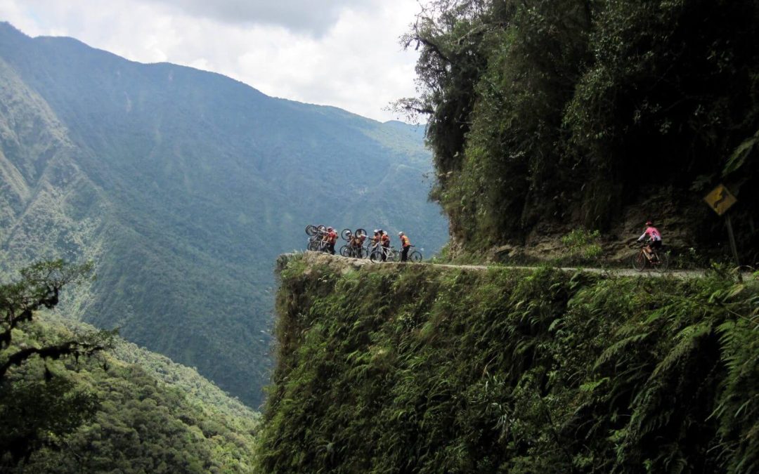 In bici nella Carretera de la Muerte, Bolivia