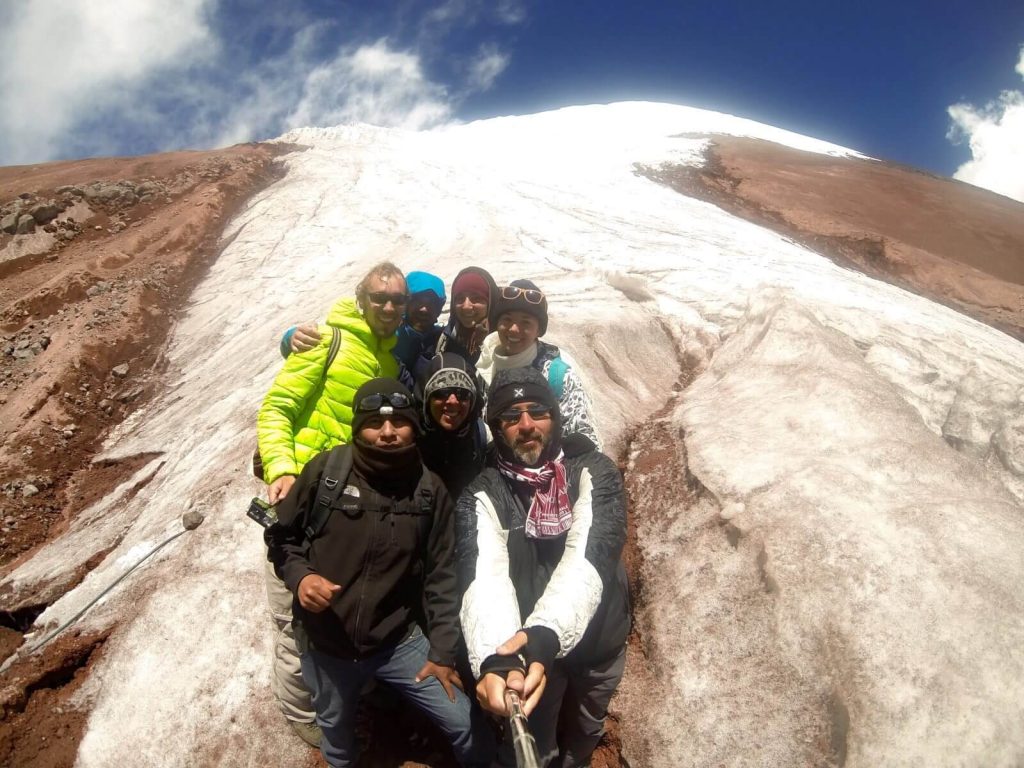 Foto di gruppo dal ghiaccio Cotopaxi a circa 5000 mslm