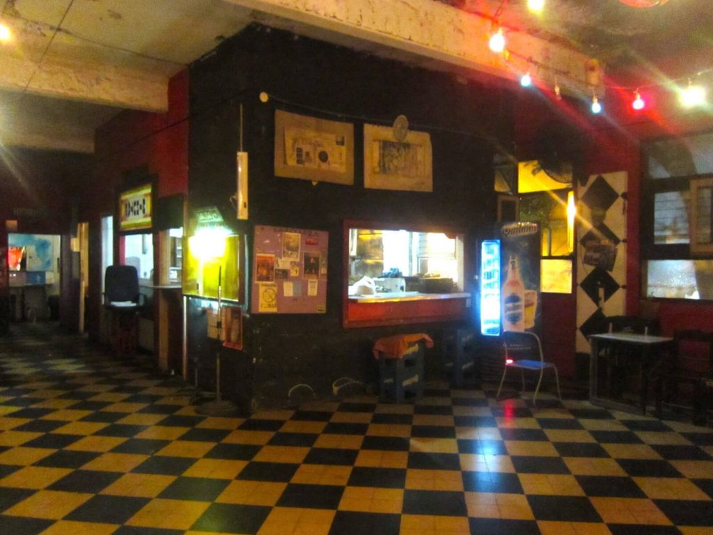 Interno La Catedral