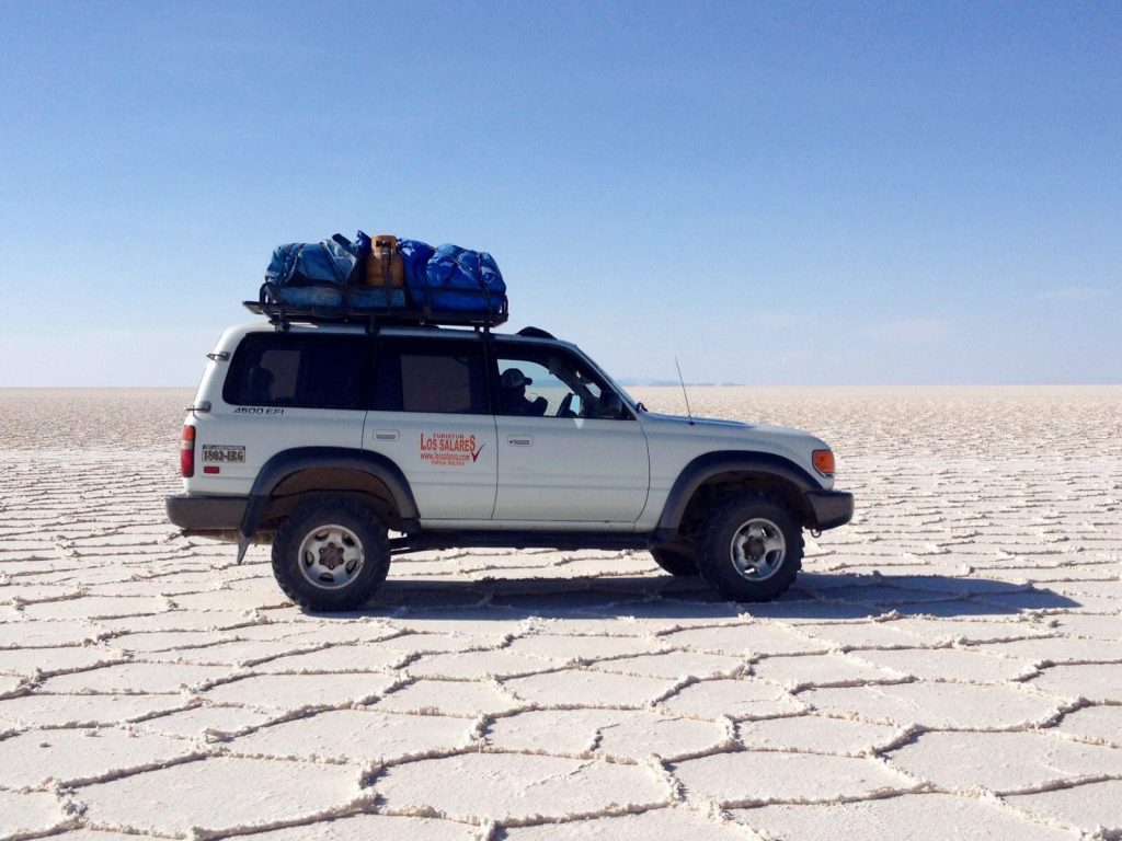 Jeep da Tupiza a Uyuni. Composta da: autista, cuoca e 5 passeggeri.