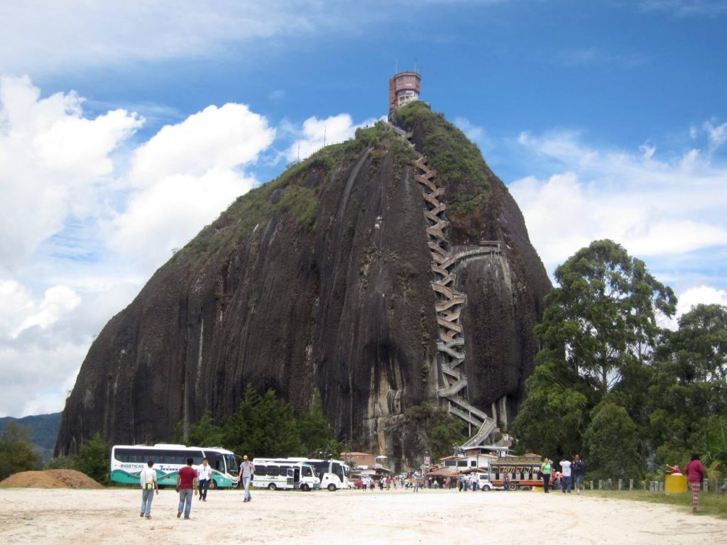 La Piedra del Penol, Colombia