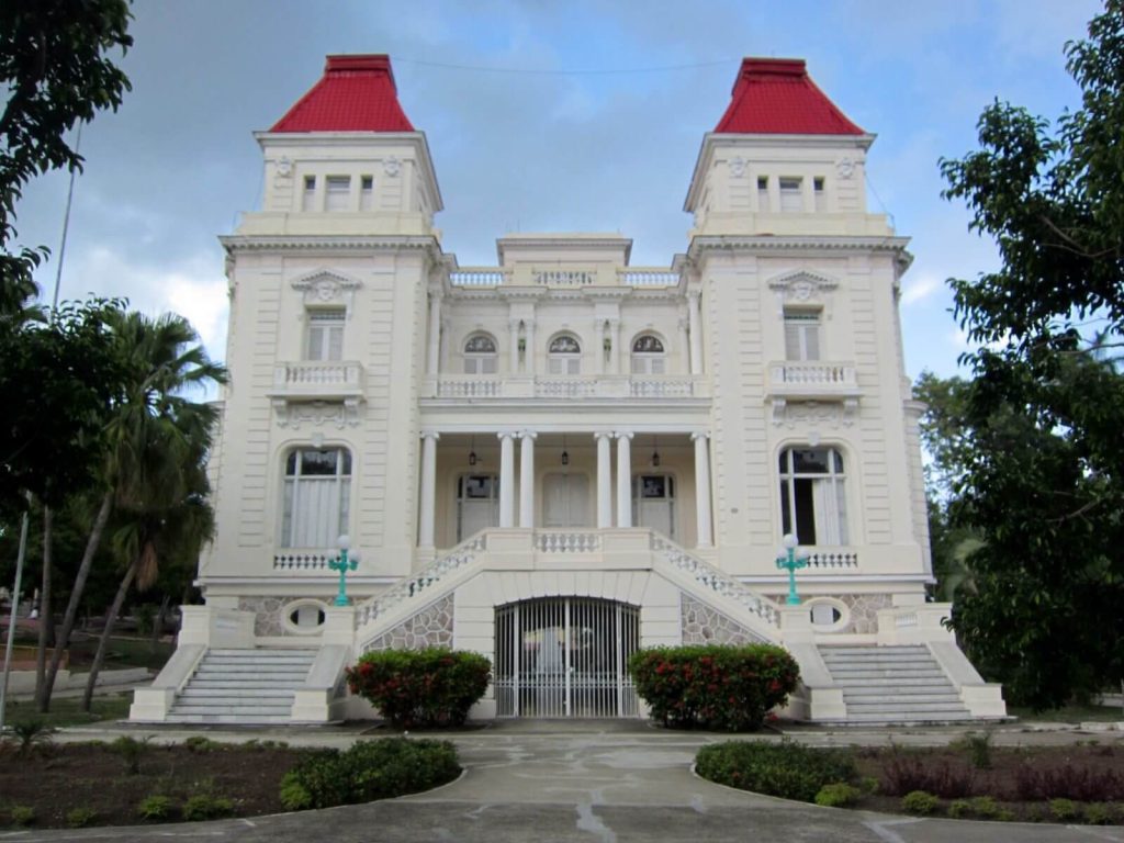 Palacio Pionieros