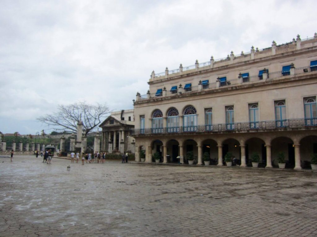 Plaza de Armas, Havana