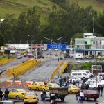 Ponte di confine tra Colombia e Ecuador