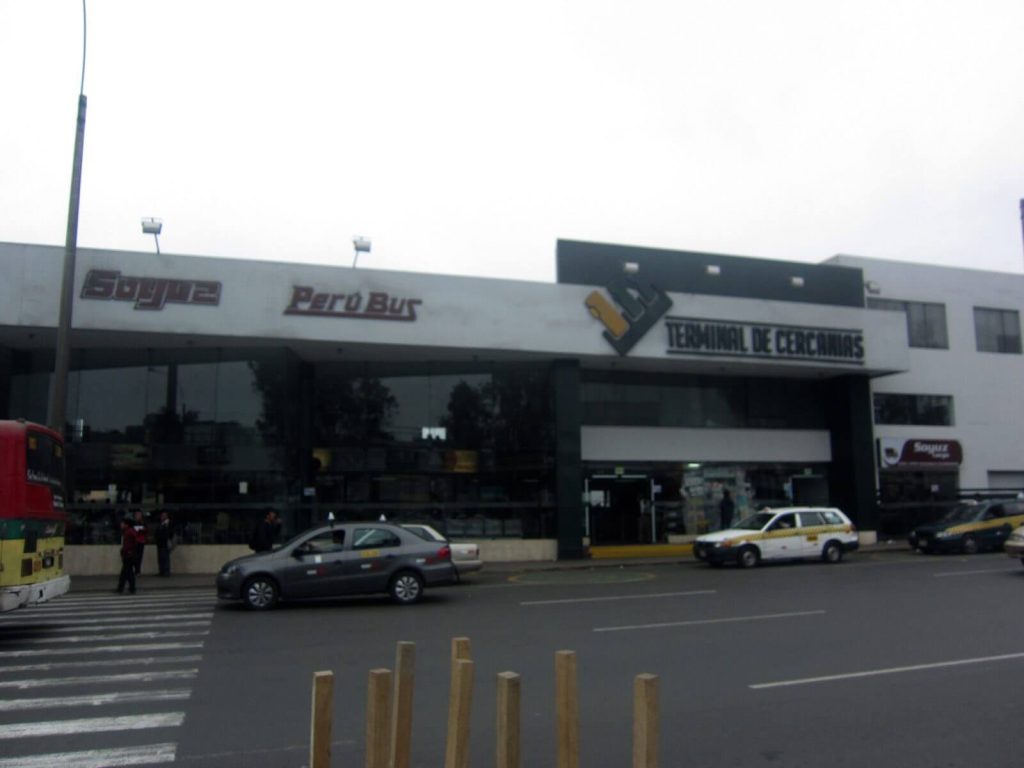 Terminal Souyz di Lima in Avenida Mexico