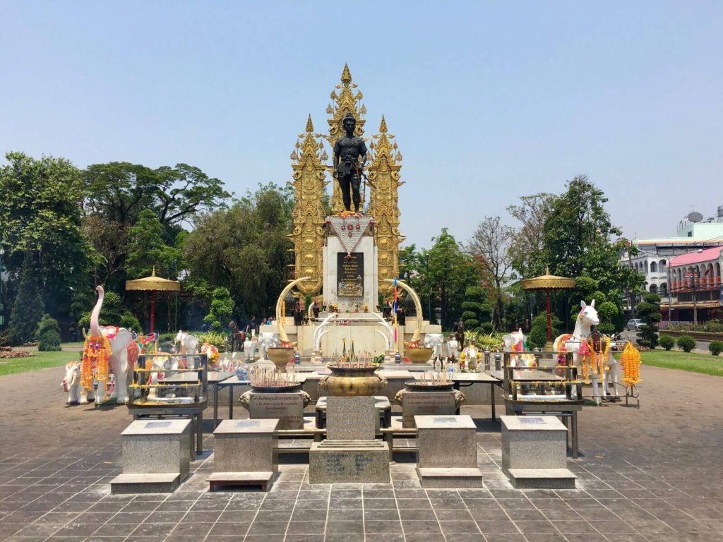 1.King Mengrai Monument