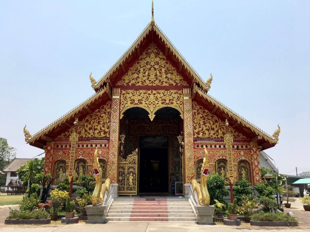 8.Wat Jed Yot