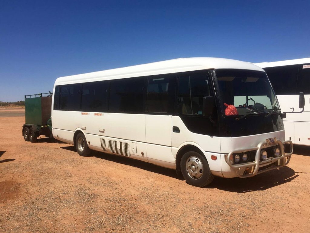 Bus Uluru Tour