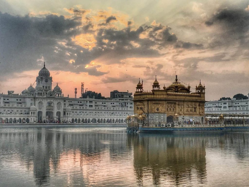 Il Golden Temple di Amritsar è aperto tutti i giorni, 24 ore su 24, eccetto dalle 2:00 alle 5:00