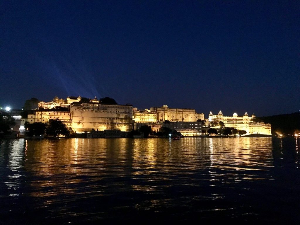 Il City Palace di sera
