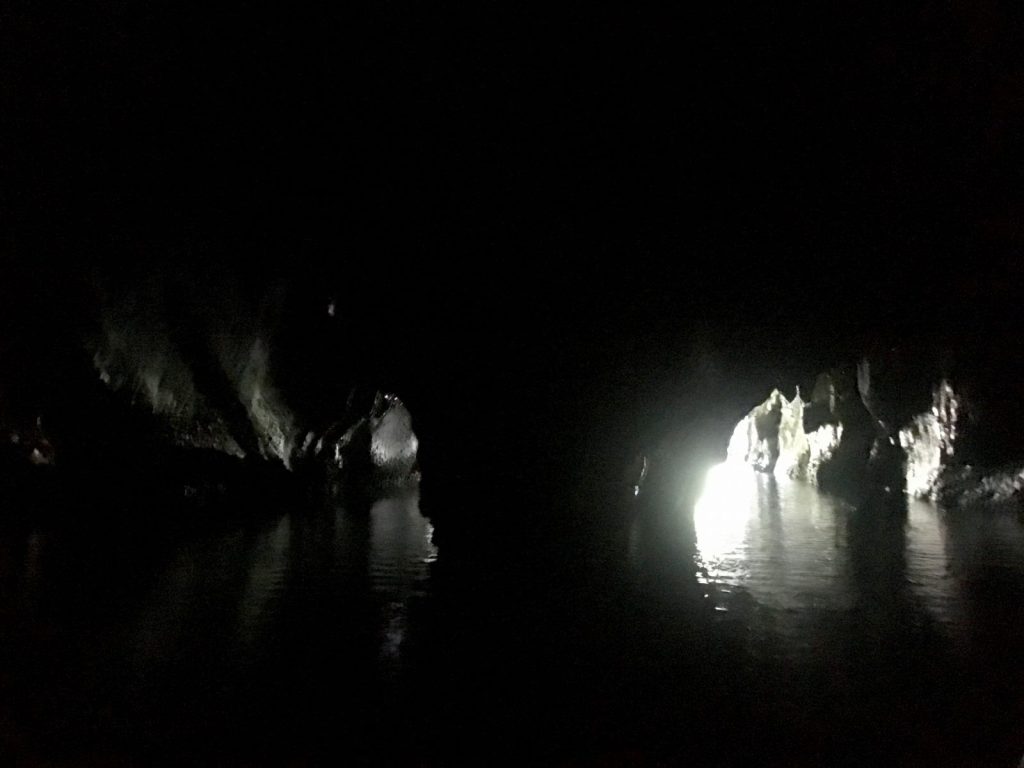 Interno del fiume sotterraneo
