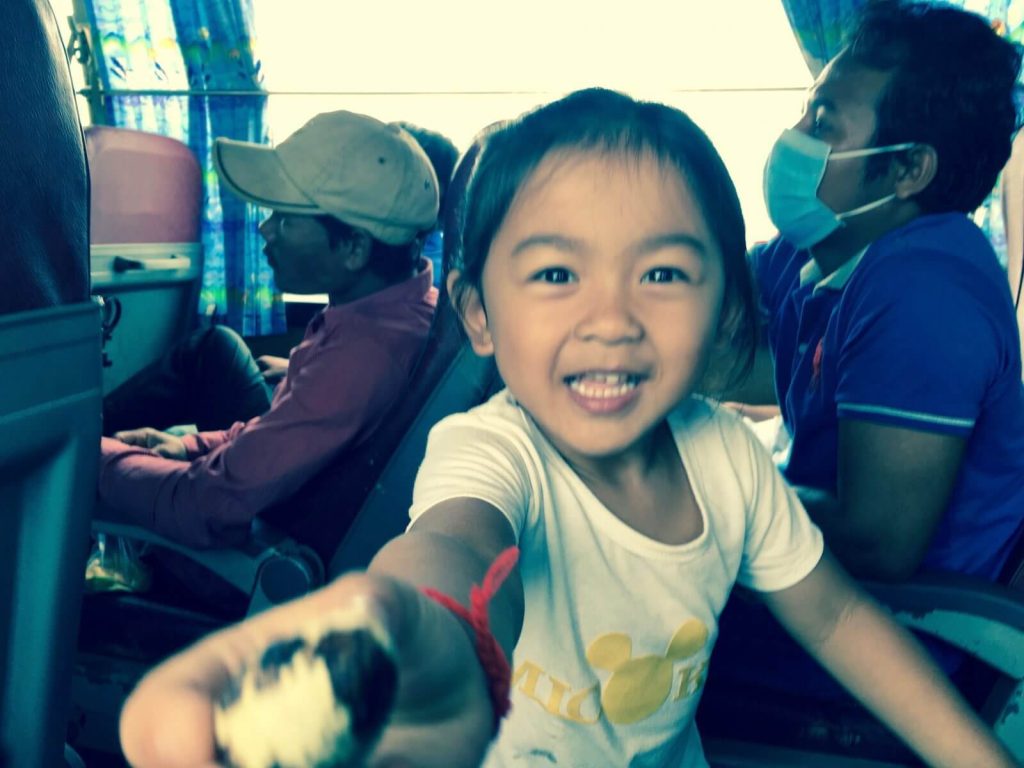 La bambina cambogiana