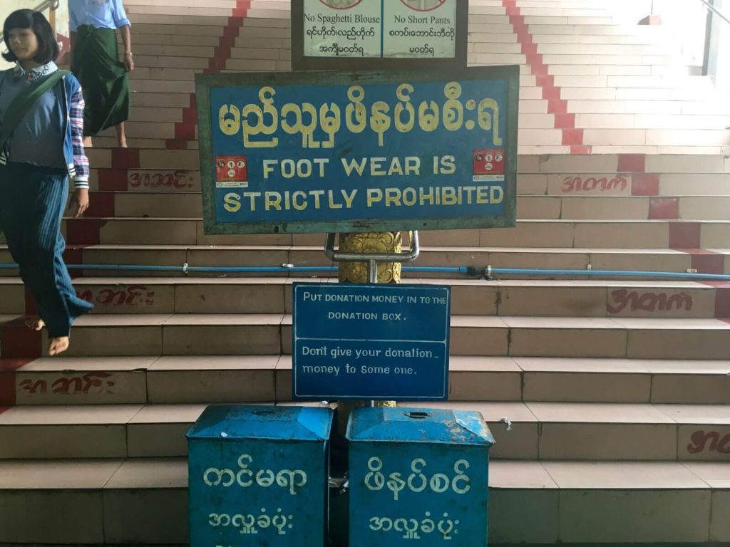 Le scale si percorrono solamente scalzi