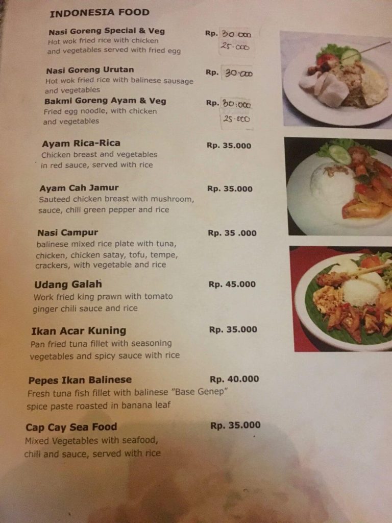 Menu tipico di un ristorante a cucina indonesiana