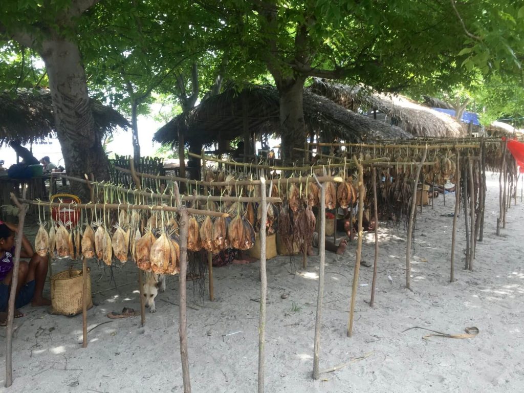 Mercato del pesce essiccato