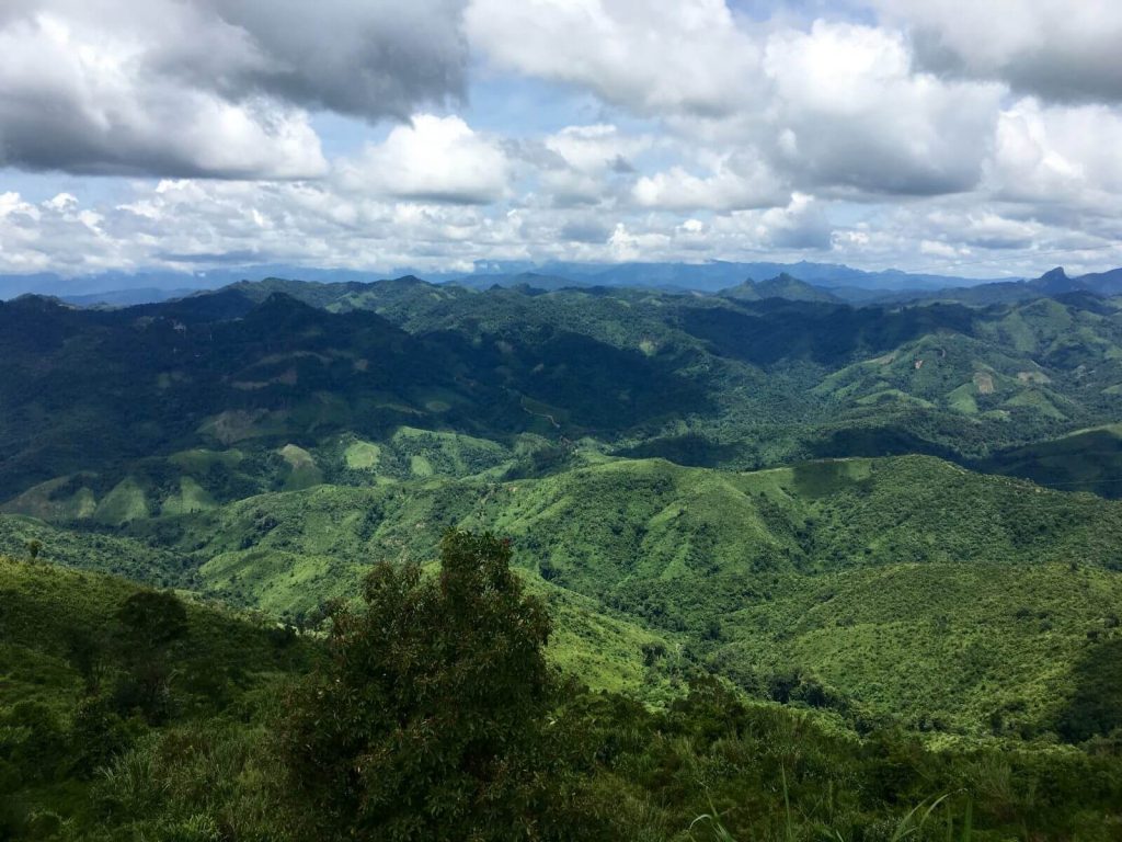 Montagne tra Vang Vieng e Luang Prabang
