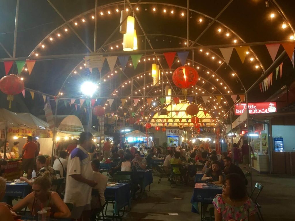 Night Bazar di Chiang Mai
