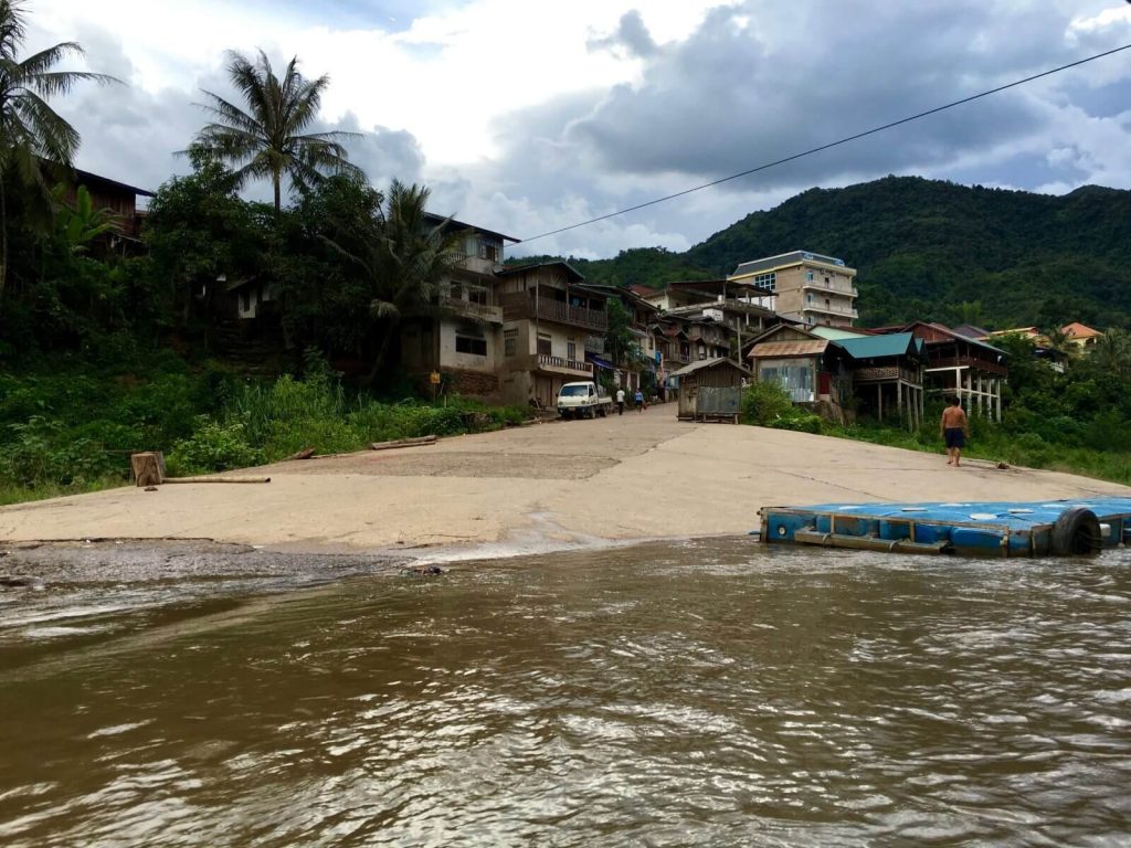 Porto di Muang Khua