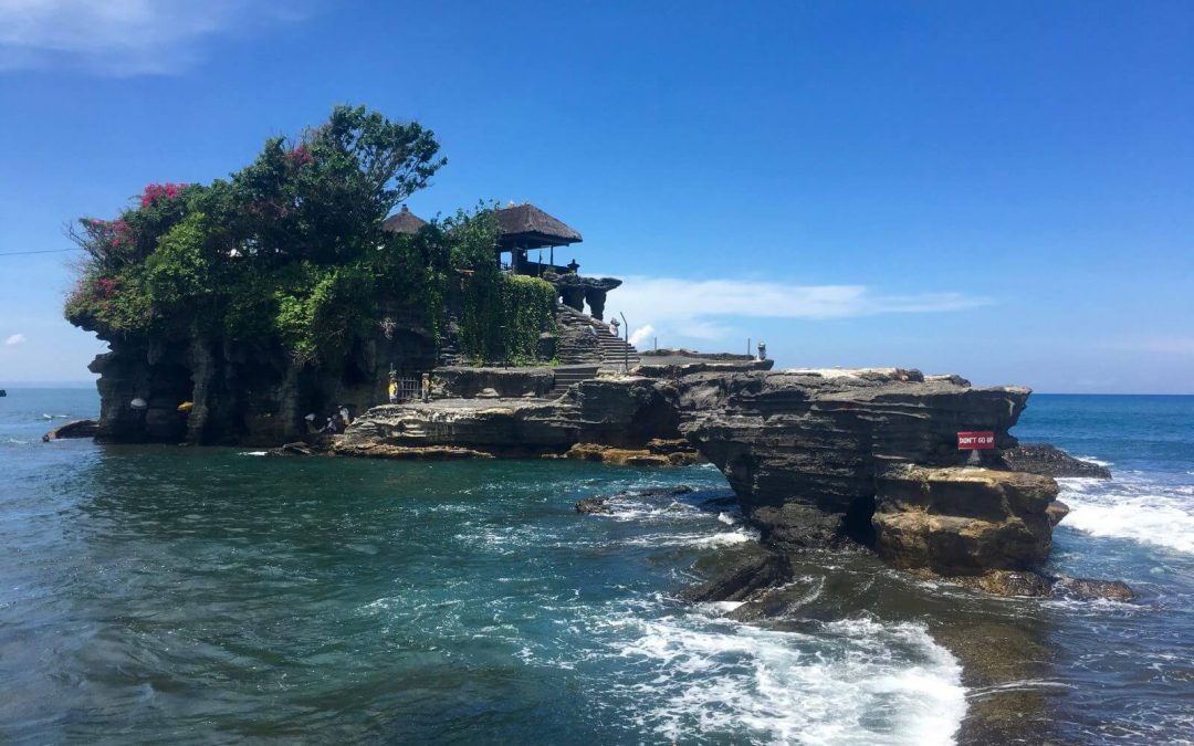 Escursione a Pura Taman Ayun, Pura Tanah Lot, Seminyak e Denpasar, Bali, Indonesia