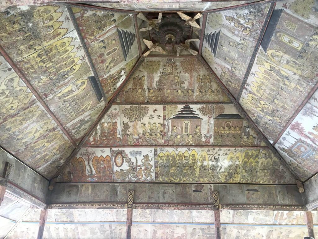 Soffitti decorati, Bale Kambang