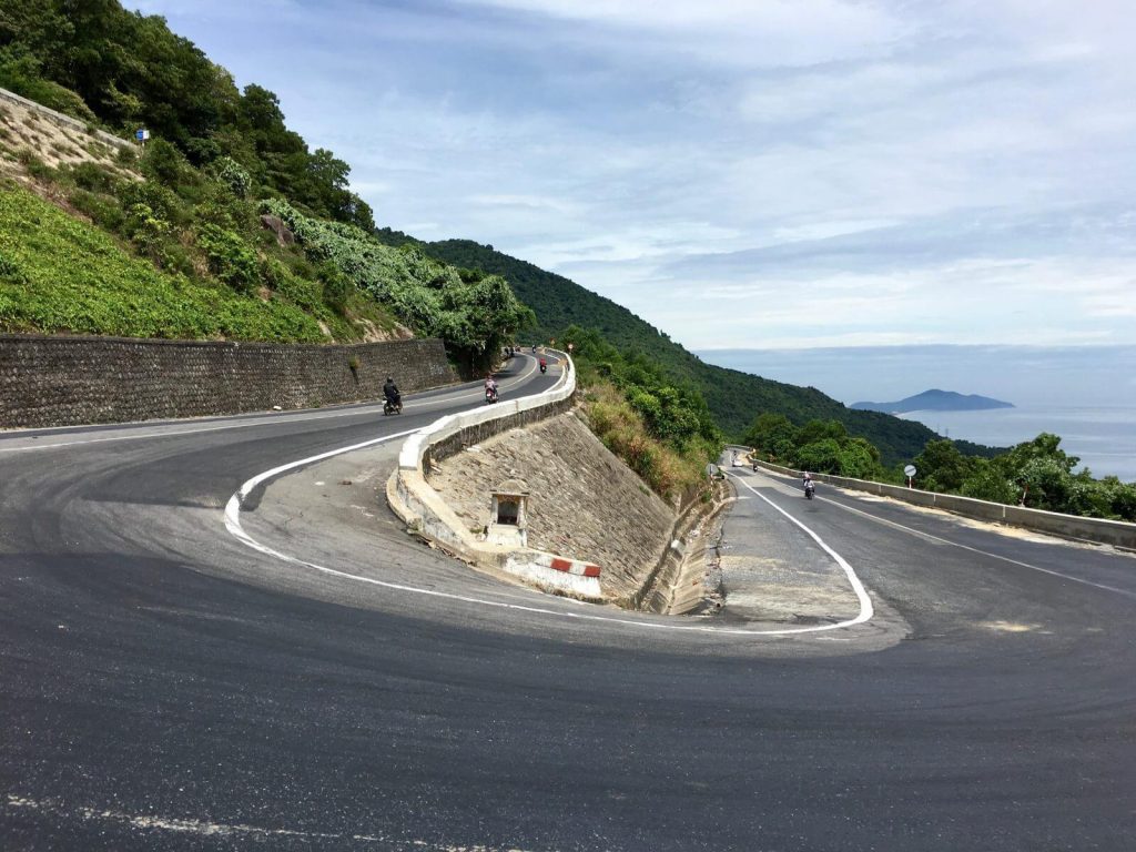 Strada senza traffico