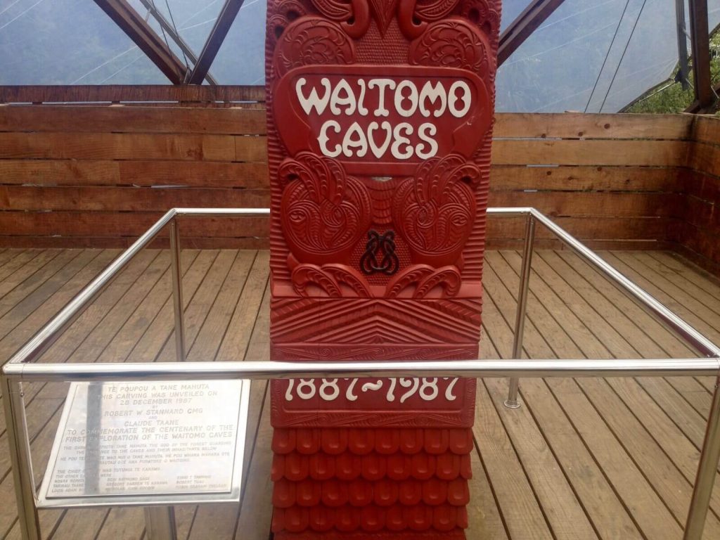 Targa di Waitomo Caves