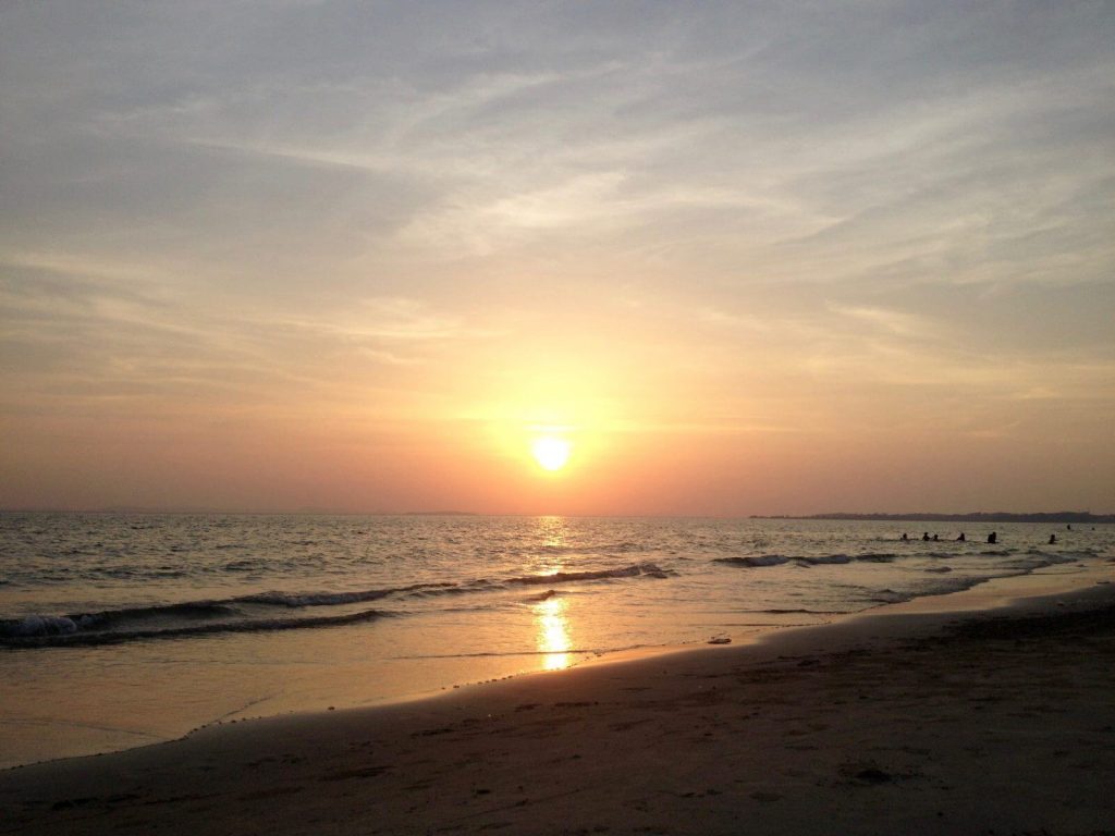 Tramonto a Otres Beach