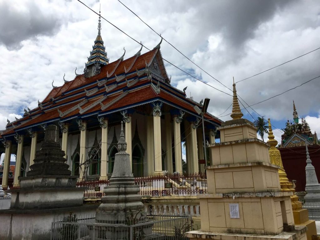 Wat Damrey Sar