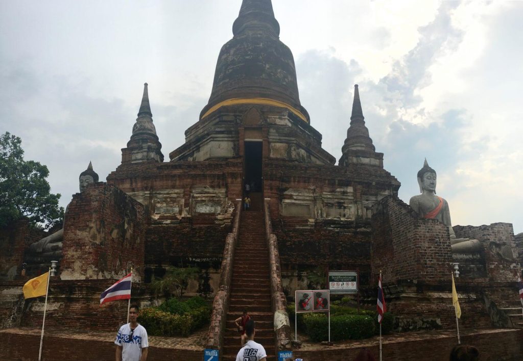 Wat Yai Chai Mongkhon
