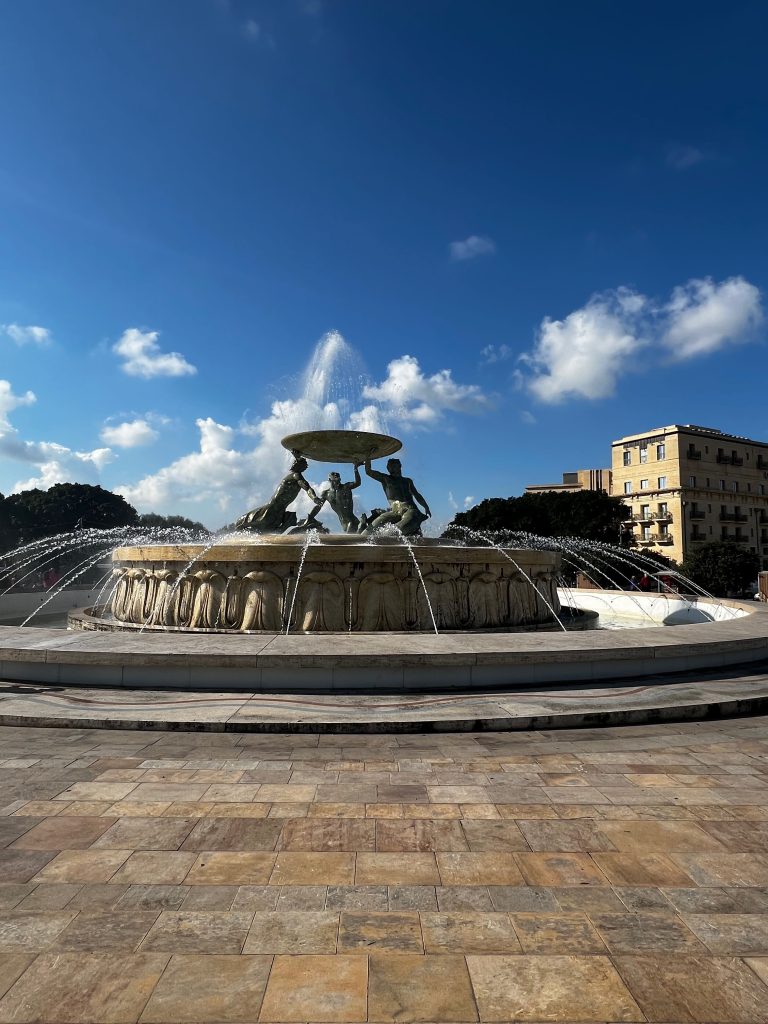 Fontana dei Tritoni