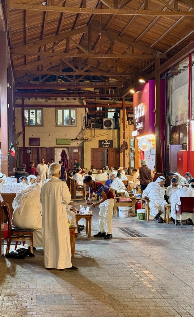 Kuwaitiani nel Souq