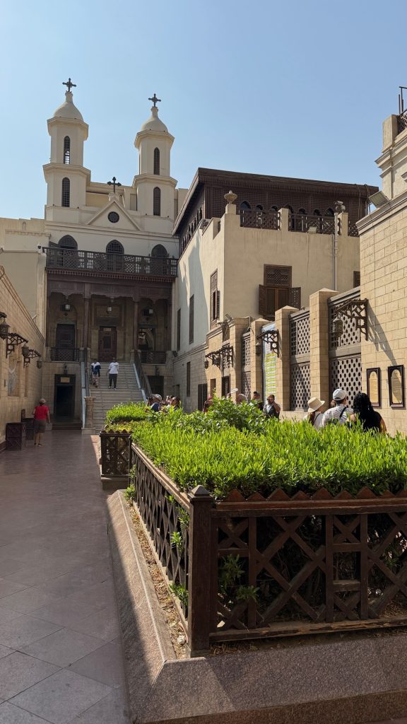 Chiesa Sospesa, Cairo Chiesa Sospesa, Cairo