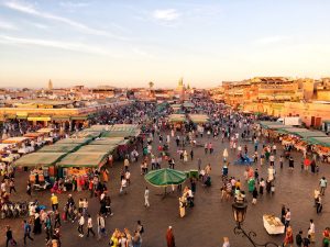 Piazza Jemaa el-Fnaa al tramonto Piazza Jemaa el-Fnaa al tramonto